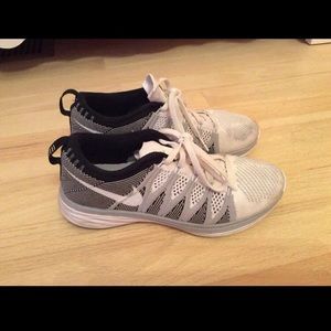 Nike flyknit lunar wolf grey 6.5